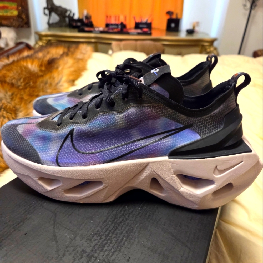 Nike Women’s Multicolor Black Purple Blue Sneakers - Picture 1 of 8